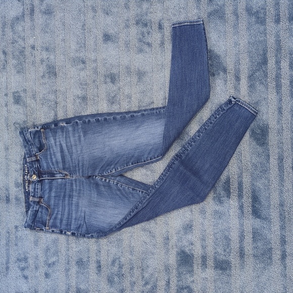 🌻2 Pair Bundle- American Eagle Denim - Picture 7 of 9